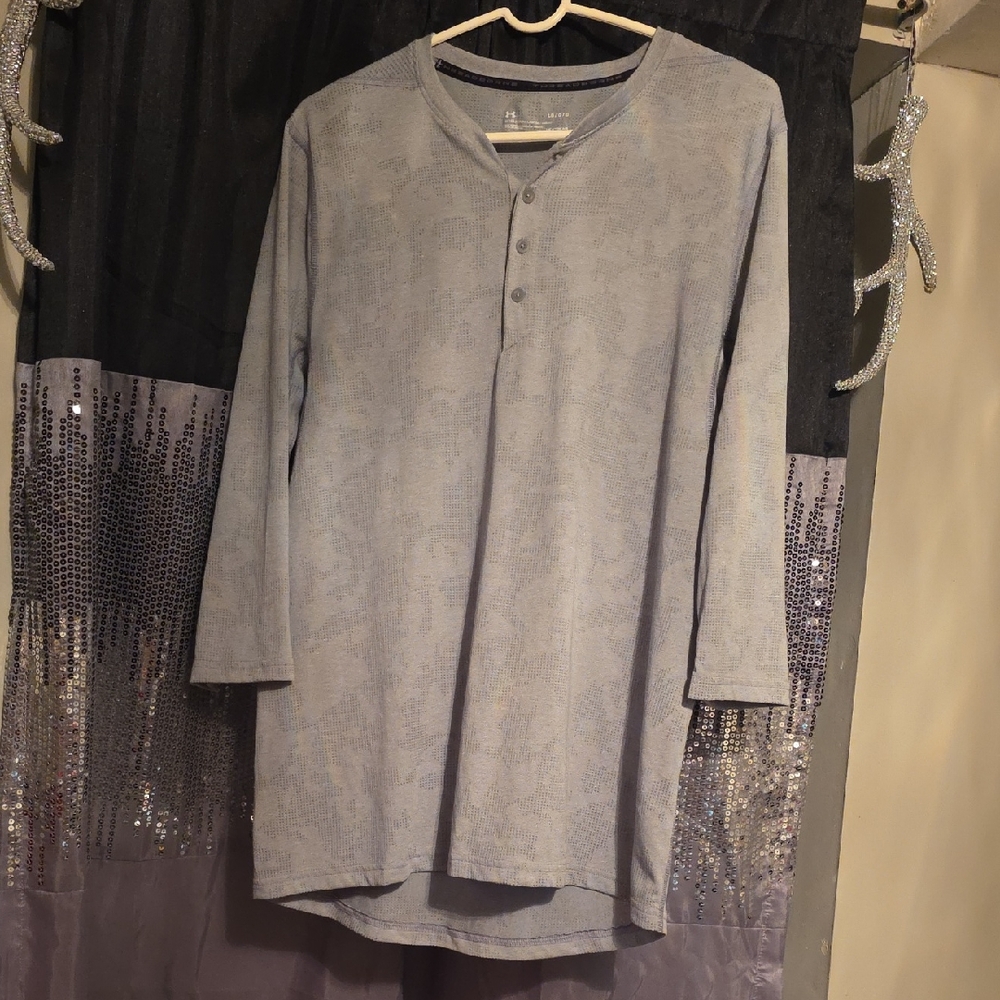 🟣Under Armour Gray Threadborne Henley